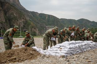 被泰国反超？国足亚洲杯夺冠概率跌至0.8%，开赛前第十现第十二